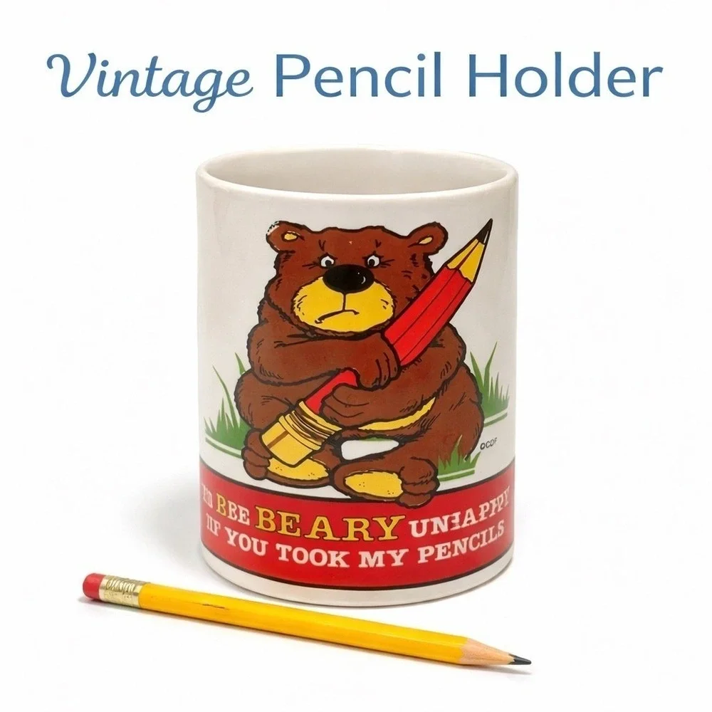Vintage CDF Beary Unhappy Bear Ceramic Pencil Cup Holder Desk Organizer Taiwan
